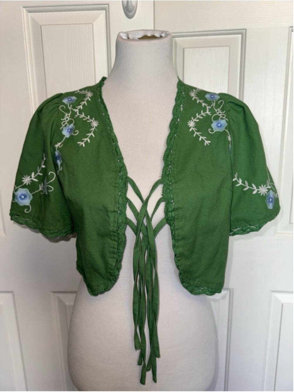 Cider Embroidered Linen Blend Tie Front Crop Top Folk Boho Cottage XS